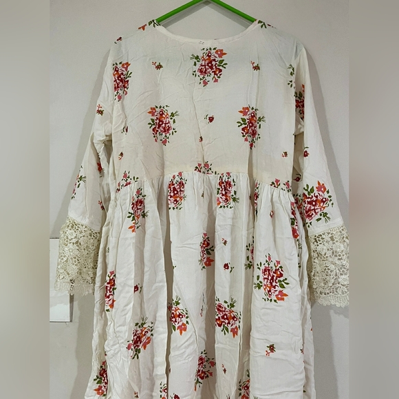 Maxi - Picture 5 of 5